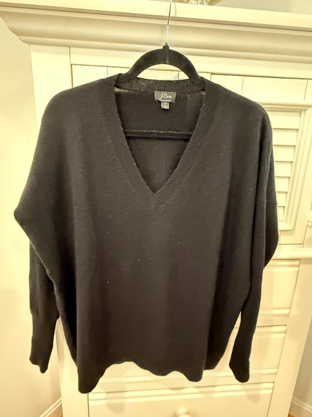 J. Crew V-NECK BOYFRIEND SWEATER IN EVERYDAY CASHMERE
